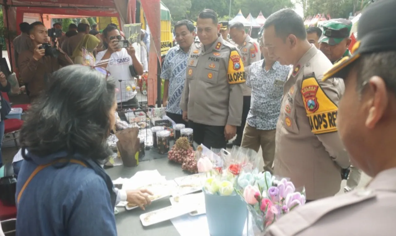 Harga Sembako Meroket? Polres Bondowoso Hadir dengan Pasar Murah, Bantu Warga Tekan Pengeluaran