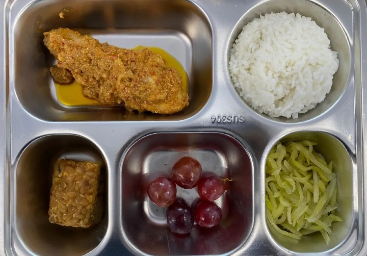 Menu SPPG Taman Krocok Pasca Lebaran 2026 (foto dok BK)