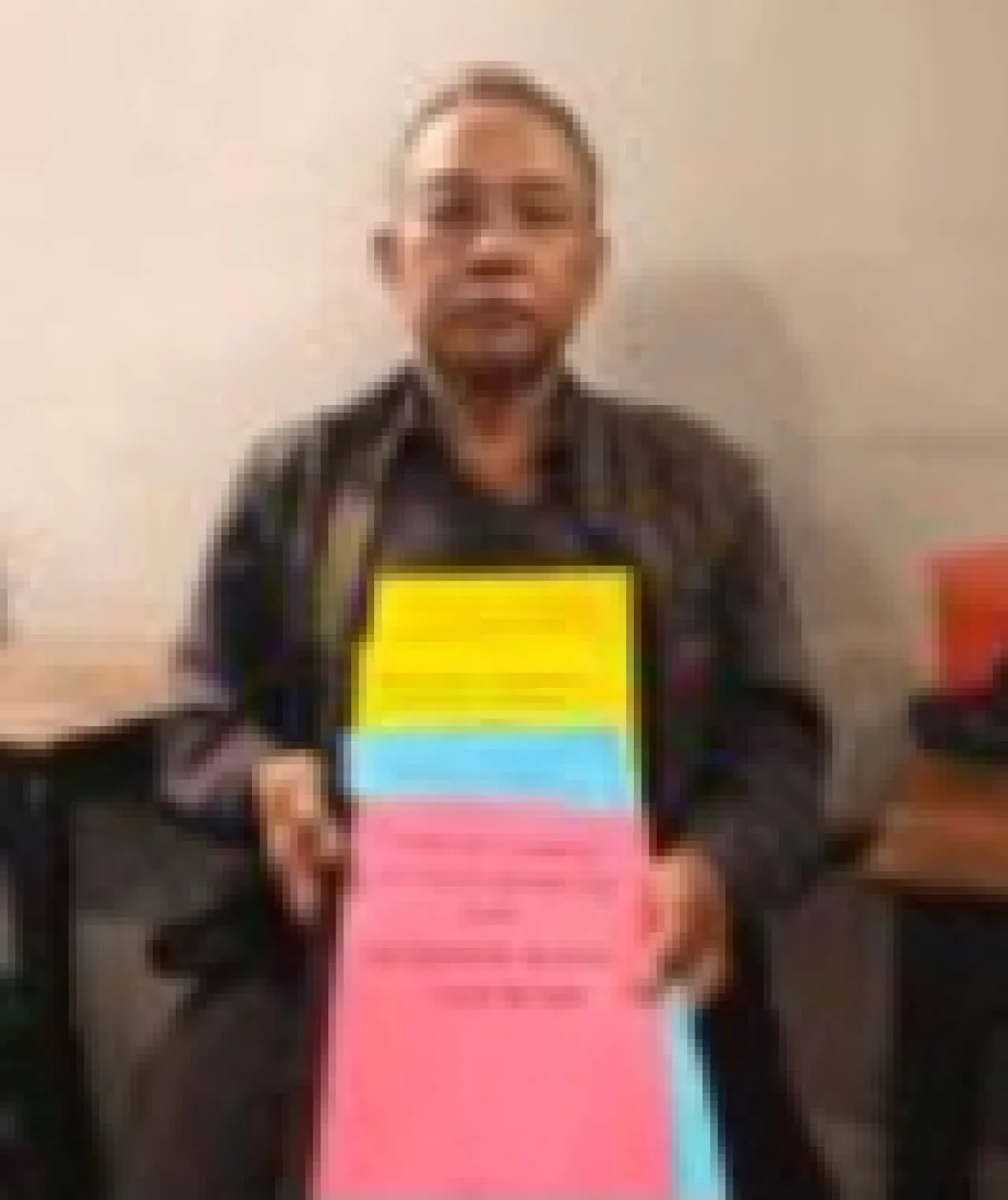 Ket Foto : Narsum M. Sholeh yang memperjuangkan hak dan meminta keadilan dalam versi rakyat kecil yang terzolimi