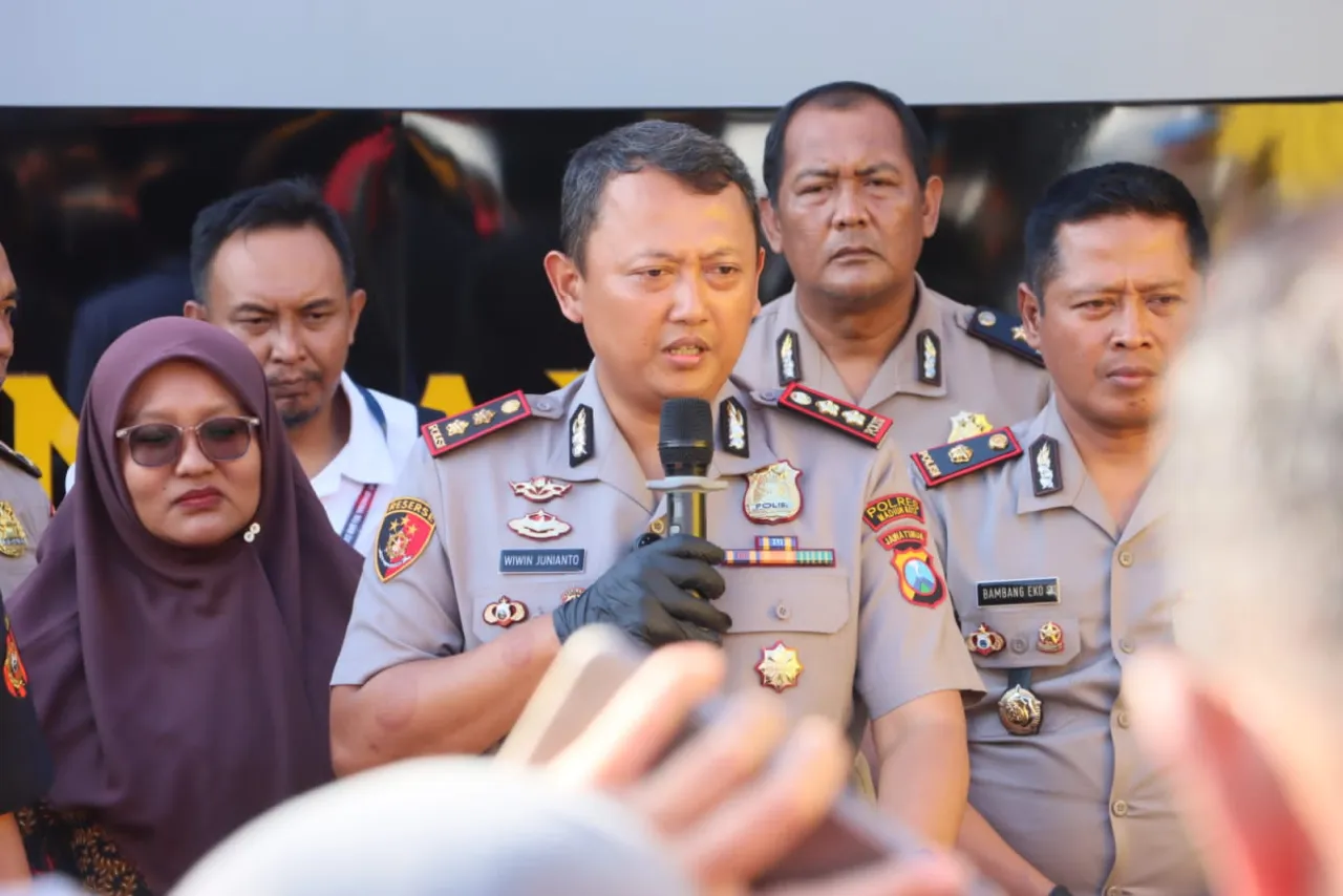 Ket Foto : Polres Madiun Kota Siagakan 838 Personel Layanan Pengamanan Suroan dan Suran Agung