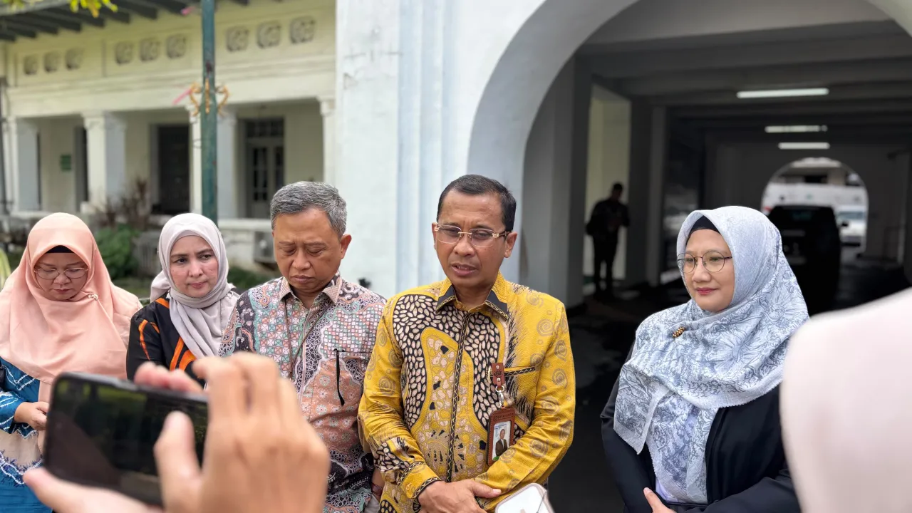 Ket Foto : Dirut BPJS Kesehatan Ingatkan 96 Dokter Spesialis Baru Jaga Mutu Layanan