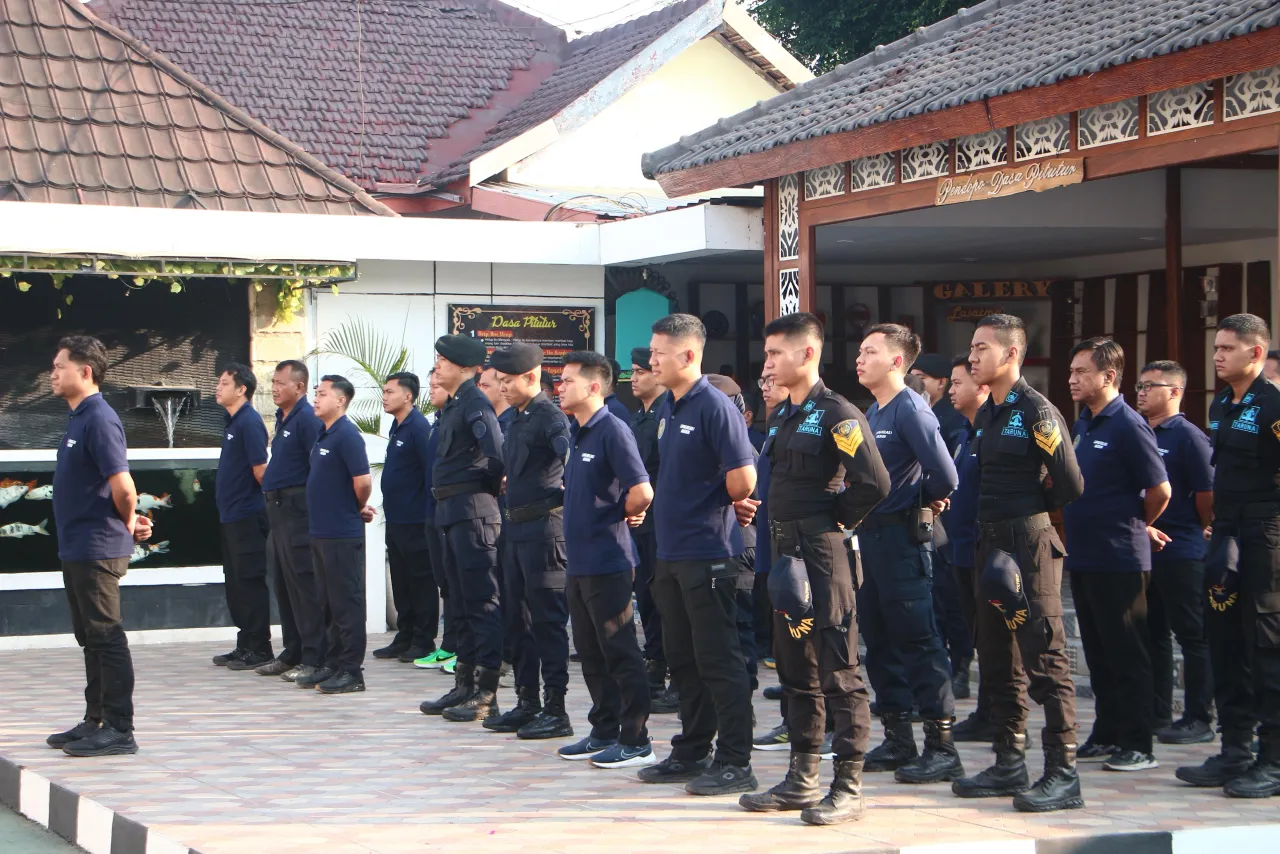 Ket Foto : Tempa Mental Baja dan Jiwa Korsa, Lapas I Madiun Gelar Pembinaan FMD dan Pembaretan PNS Angkatan 2025