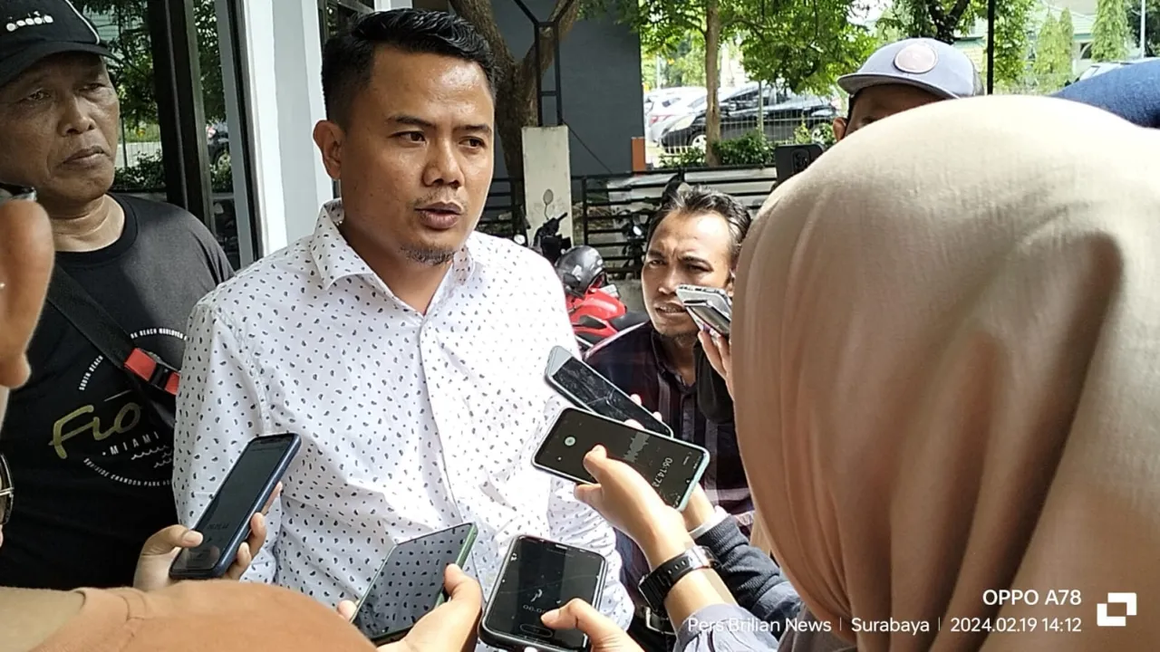 Ket Foto : AMI Tolak Wacana Pemekaran Dapil Surabaya, Jangan Jadikan Demokrasi Sebagai Arena Kepentingan Politik