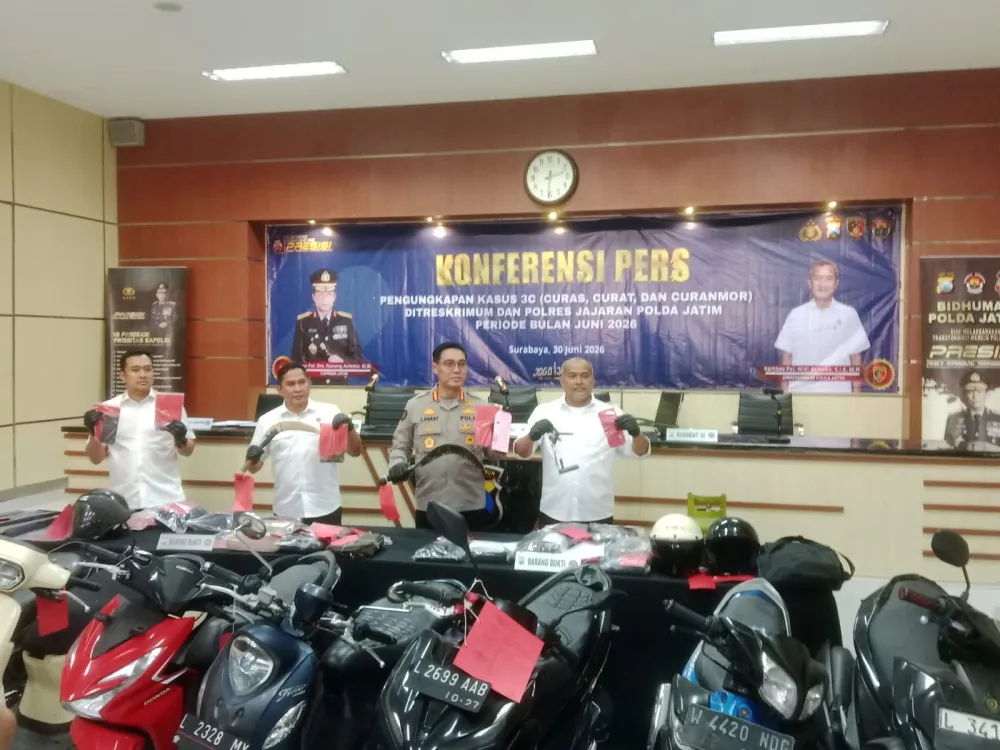 Ket Foto : Polda Jatim Ungkap 320 Kasus Kejahatan 3C Selama Juni 2026, Modus Curanmor Berubah Gunakan Minibus