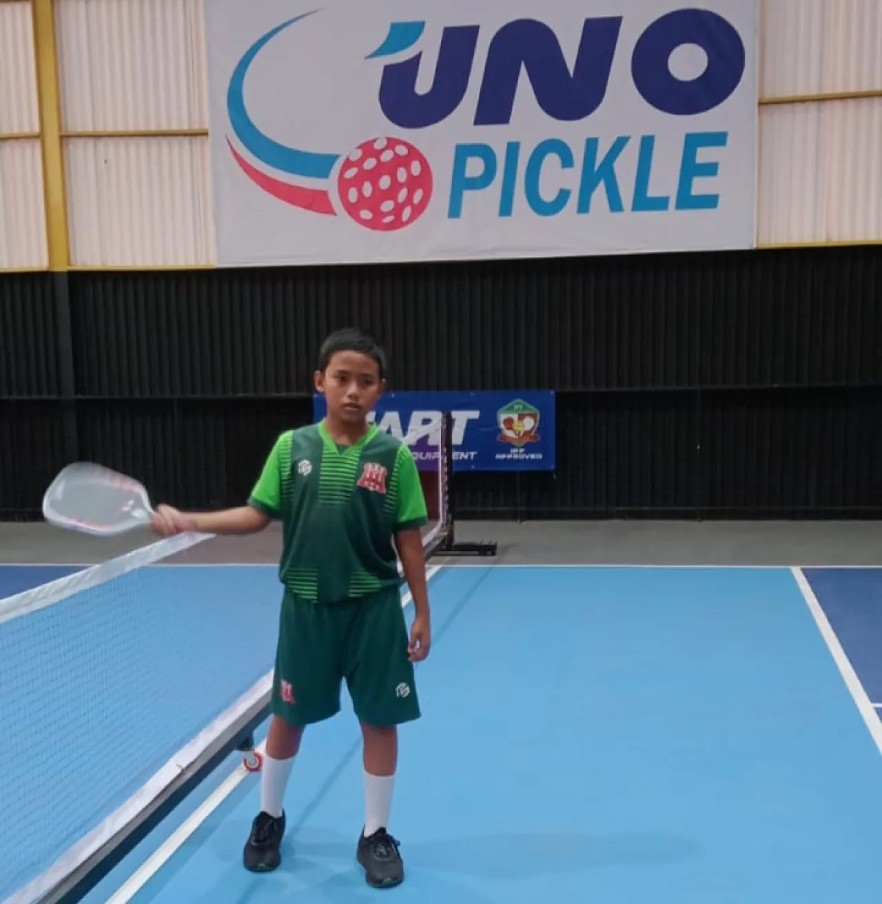 Ket Foto : Ananda Rafa Akbar Agam Fatah Hilla Mewakili SMPN.2 Sidoarjo Dalam Ajang Turnamen PIckleball Piala Walikota Surabaya 2026