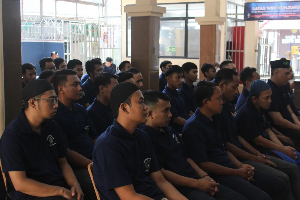 Ket Foto : Sidang TPP Lapas Sidoarjo Bahas Program Pembinaan dan Hak Integrasi Warga Binaan