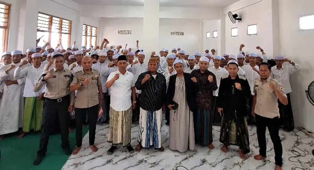 Ket Foto : Antisipasi Bencana di Lingkungan Pesantren, BPBD Sampang Gelar Program PESTANA Pertama di Madura