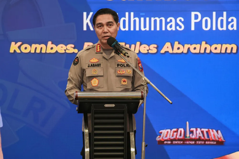 Ket Foto : Ngopi Bareng Awak Media, Polda Jatim Perkuat Kemitraan dan Komunikasi