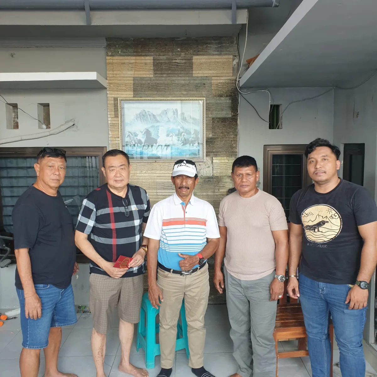 Group Harmonis Surabaya & PBB Surabaya Salurkan Donasi Bencana Flores Melalui PETIR DPW Jawa Timur