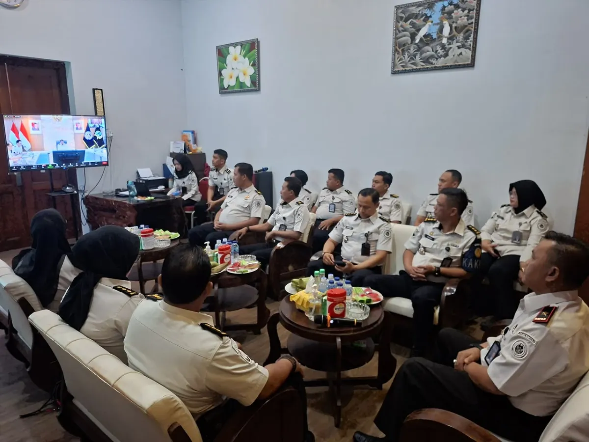 Ket Foto : Jajaran Lapas I Madiun, Pengarahan Dirjenpas Secara Virtual sebagai Pedoman Penguatan Pelaksanaan Tugas