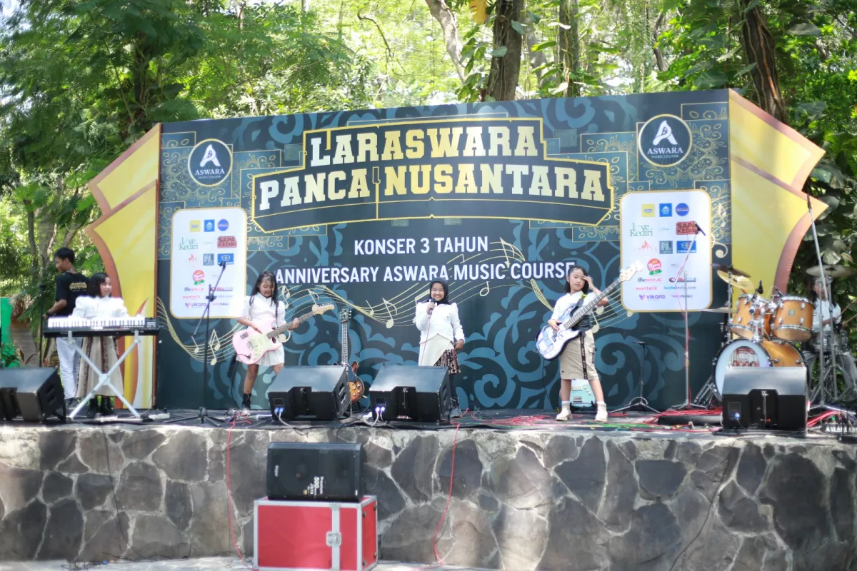 Rayakan Anniversary ke-3, Aswara Music Course Gelar Konser Laraswara Panca Nusantara di Kediri
